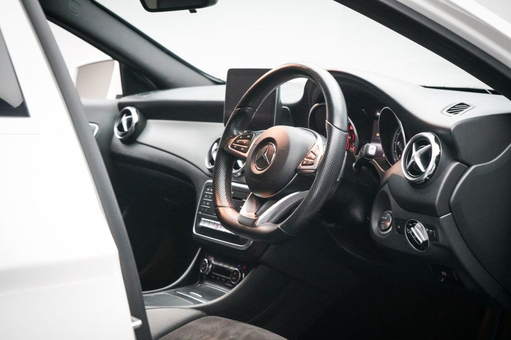 Used Mercedes-Benz GLA 2018 for sale - 77647976: Photo 27