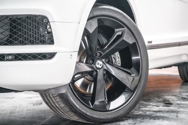 Used Bentley Bentayga 2018 for sale - 76291058: Photo 2