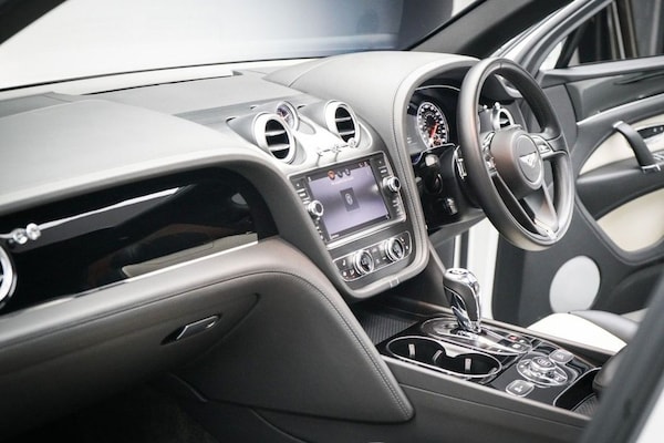 Used Bentley Bentayga 2018 for sale - 76291058: Photo 35