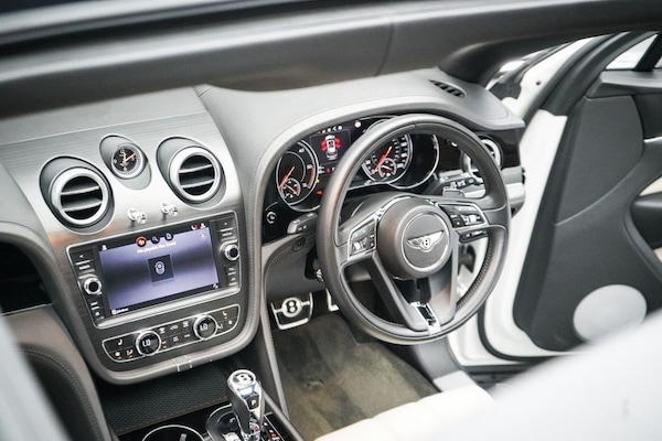 Used Bentley Bentayga 2018 for sale - 76291058: Photo 42