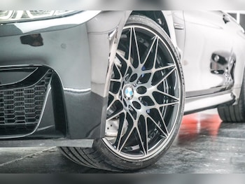 Used BMW M4 2017 for sale - 76223090: Photo