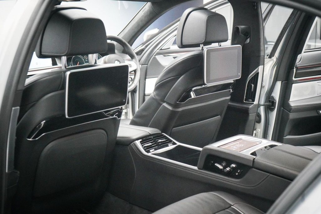 Used BMW 7 Series 2018 for sale - 77427912: Photo 37
