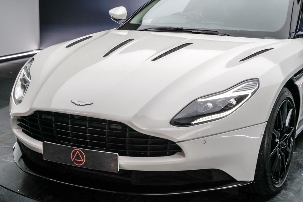 Used Aston Martin DB11 2017 for sale - 76848075: Photo 18