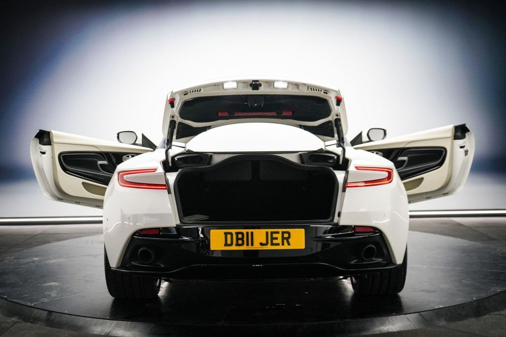 Used Aston Martin DB11 2017 for sale - 76848075: Photo 27