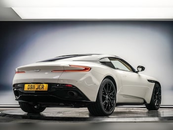 Used Aston Martin DB11 2017 for sale - 76848075: Photo