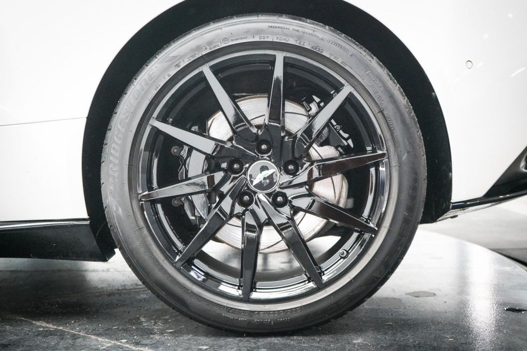 Used Aston Martin DB11 2017 for sale - 76848075: Photo 48