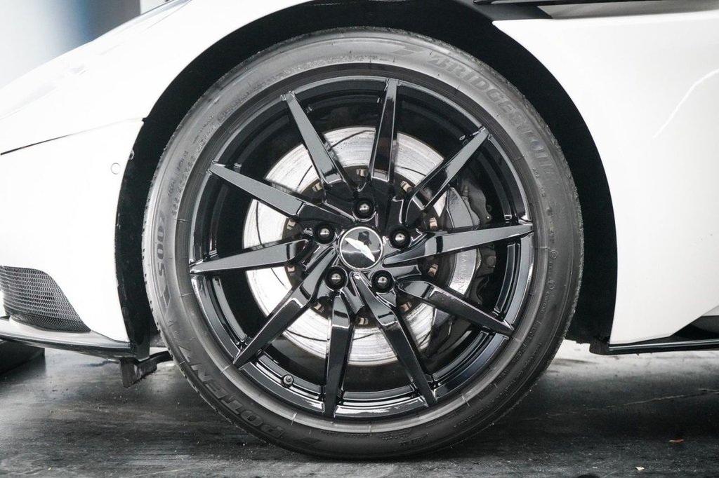 Used Aston Martin DB11 2017 for sale - 76848075: Photo 49