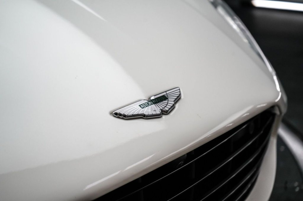Used Aston Martin DB11 2017 for sale - 76848075: Photo 6