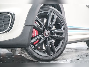 Used MINI Hatch 2019 for sale - 78263197: Photo