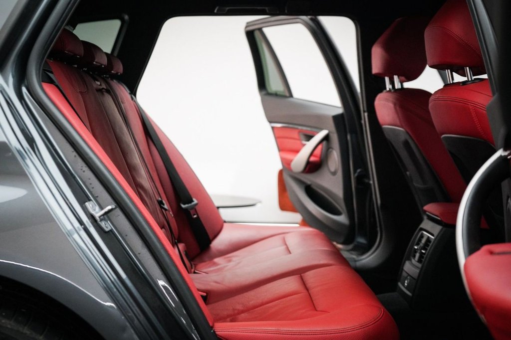 Used BMW 3 Series 2018 for sale - 76966179: Photo 31