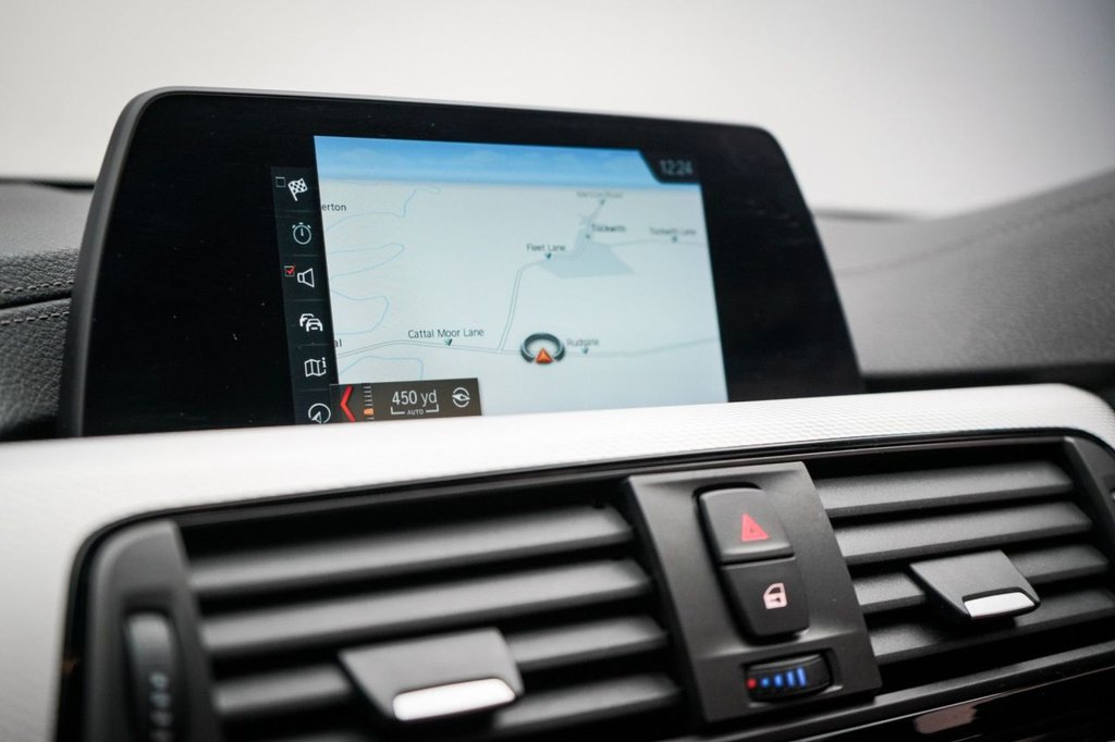 Used BMW 3 Series 2018 for sale - 76966179: Photo 38