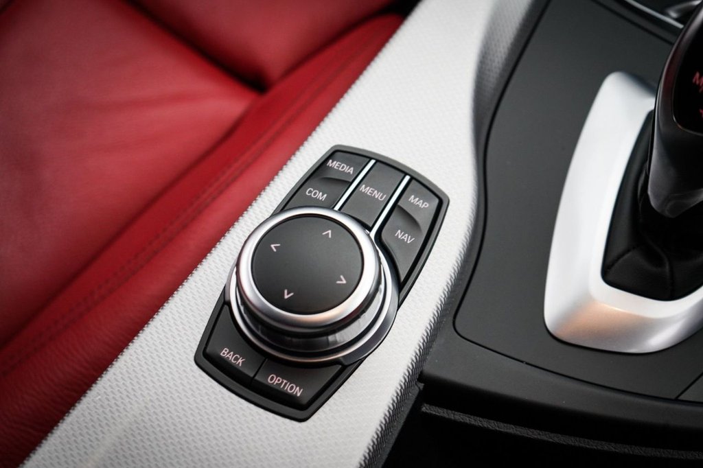 Used BMW 3 Series 2018 for sale - 76966179: Photo 42