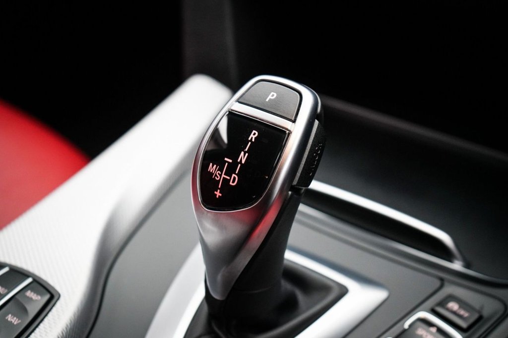 Used BMW 3 Series 2018 for sale - 76966179: Photo 43