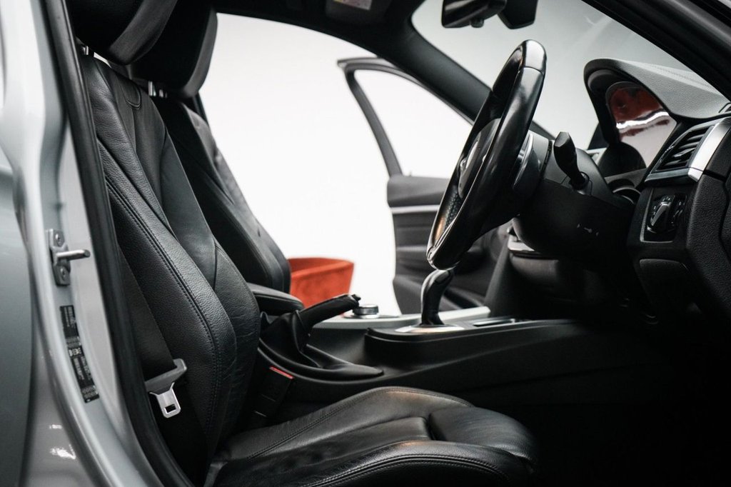 Used BMW 3 Series 2019 for sale - 77810103: Photo 30