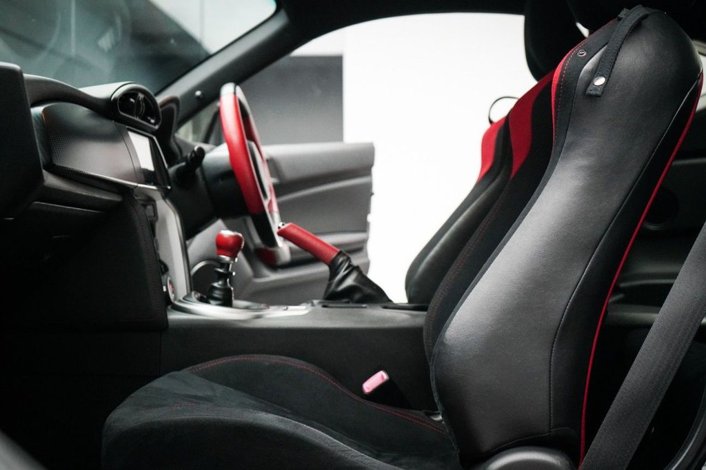 Used Toyota GT86 2013 for sale - 77647992: Photo 32