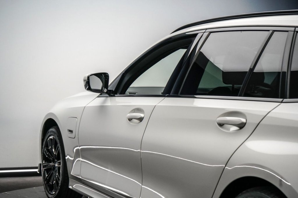 Used BMW 3 Series 2022 for sale - 76977416: Photo 24