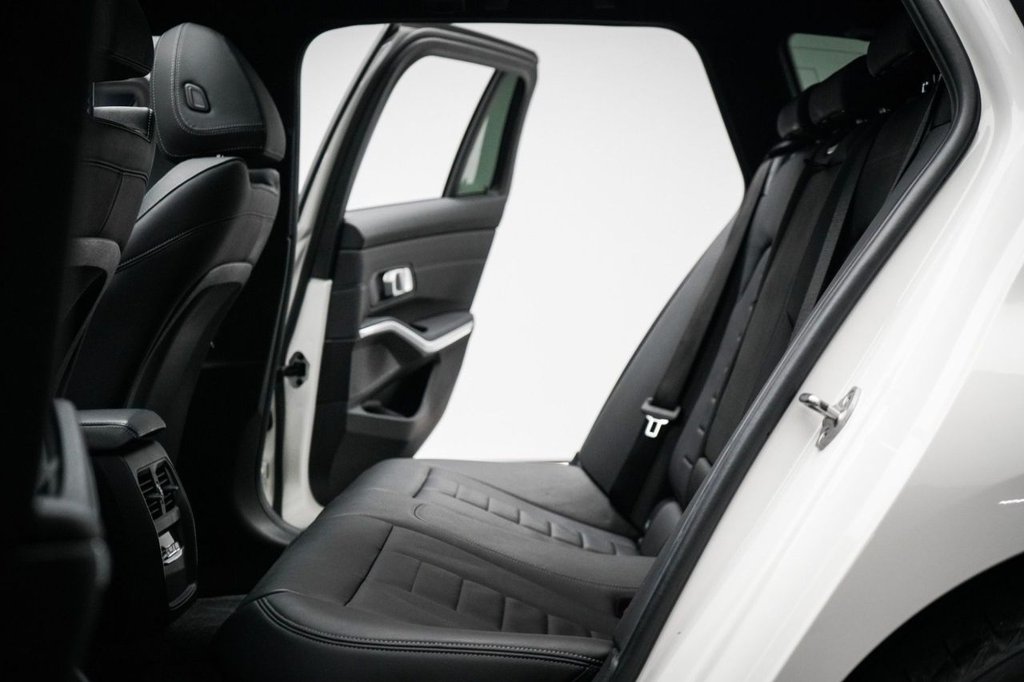 Used BMW 3 Series 2022 for sale - 76977416: Photo 37