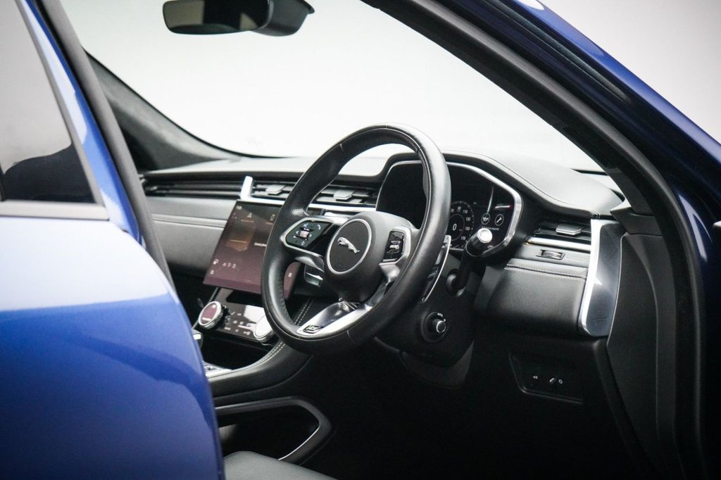 Used Jaguar F-Pace 2021 for sale - 77673576: Photo 30