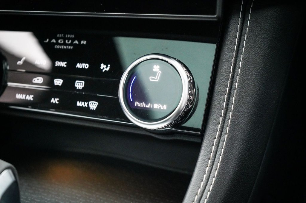 Used Jaguar F-Pace 2021 for sale - 77673576: Photo 38