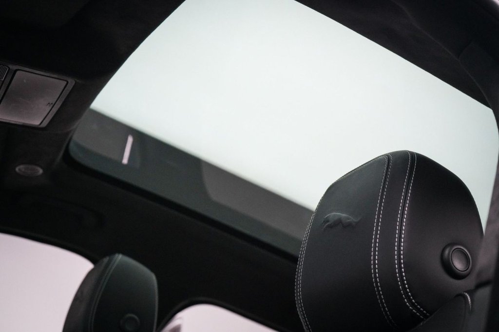 Used Jaguar F-Pace 2021 for sale - 77673576: Photo 4