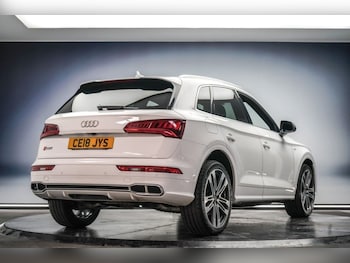 Used Audi Q5 2018 for sale - 76345799: Photo