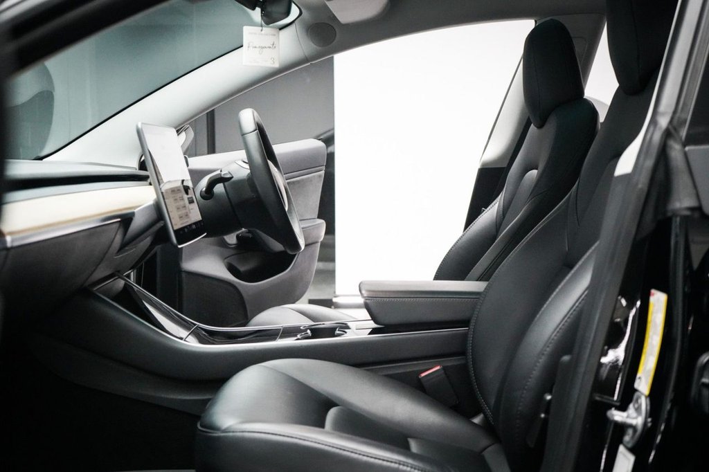 Used Tesla Model 3 2019 for sale - 76345365: Photo 39