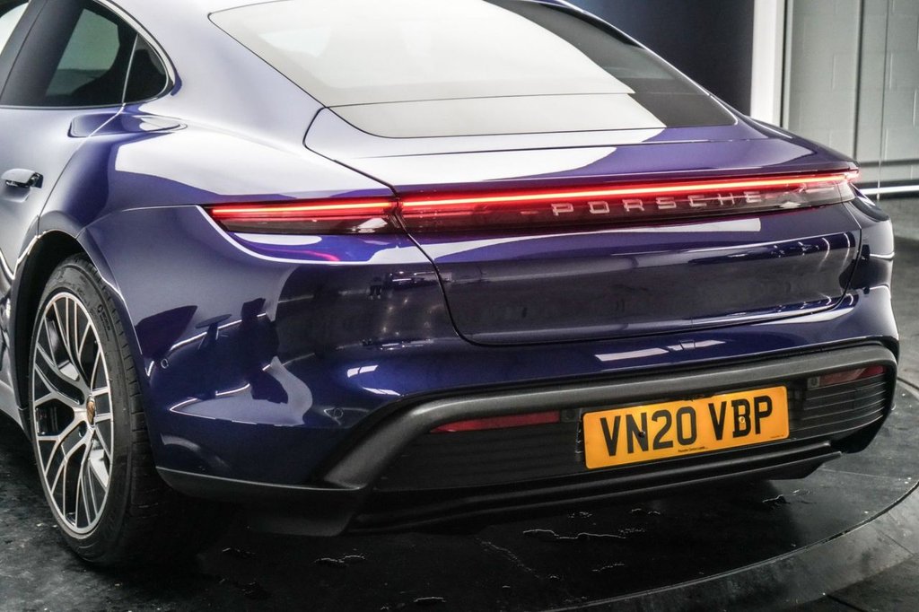 Used Porsche Taycan 2020 for sale - 77332897: Photo 20