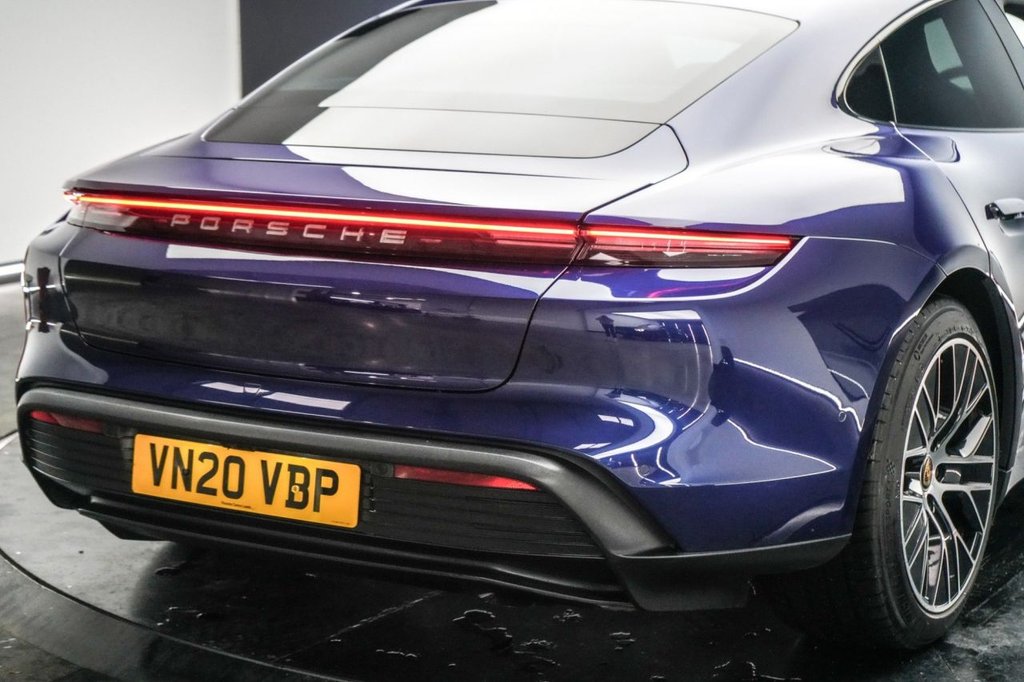 Used Porsche Taycan 2020 for sale - 77332897: Photo 21