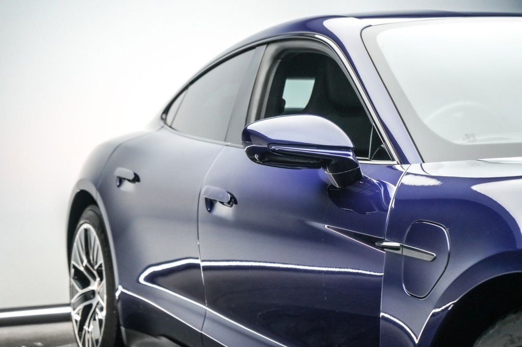 Used Porsche Taycan 2020 for sale - 77332897: Photo 22