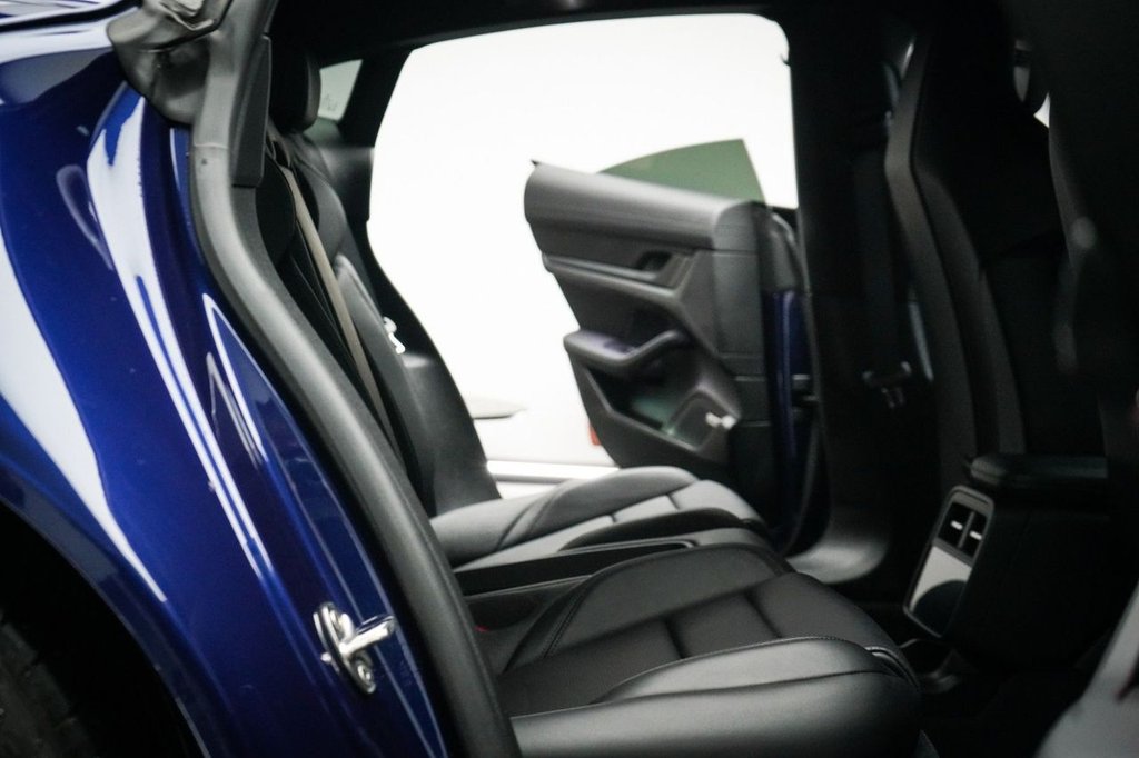 Used Porsche Taycan 2020 for sale - 77332897: Photo 33