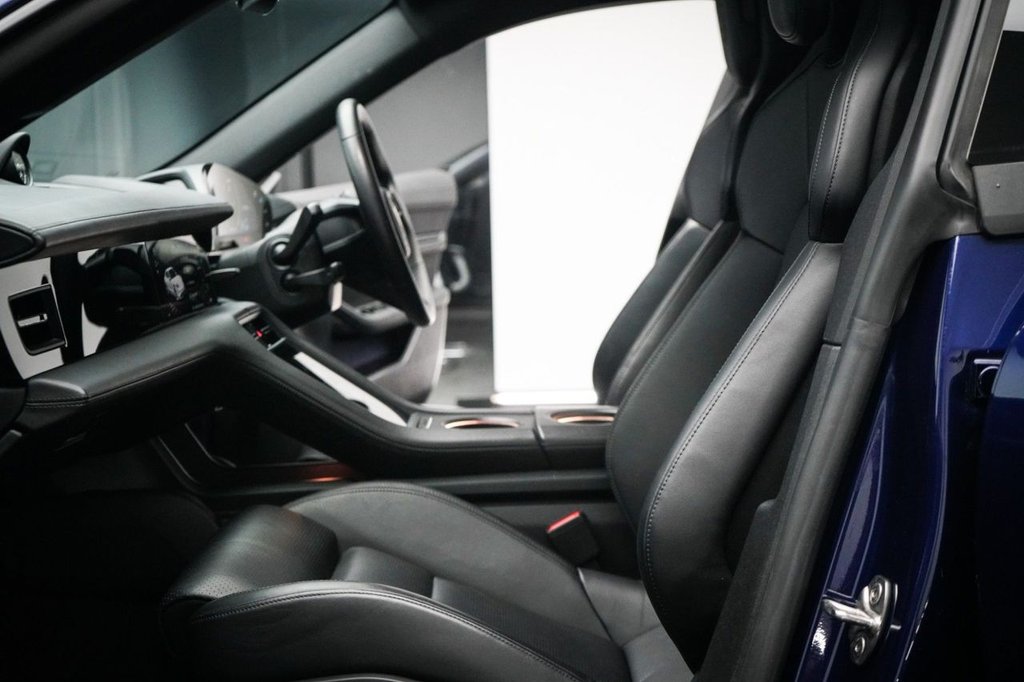 Used Porsche Taycan 2020 for sale - 77332897: Photo 34