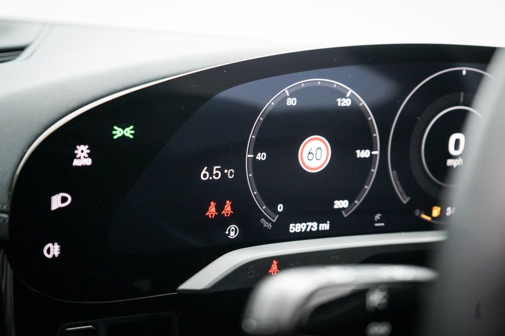 Used Porsche Taycan 2020 for sale - 77332897: Photo 39