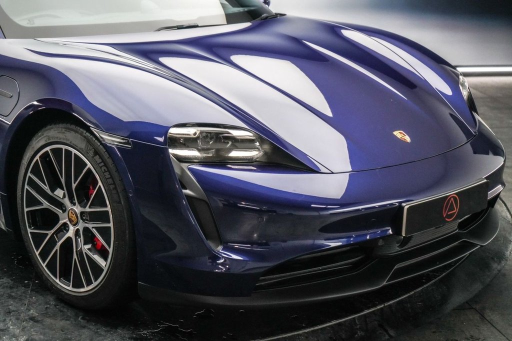 Used Porsche Taycan 2020 for sale - 77332897: Photo 4