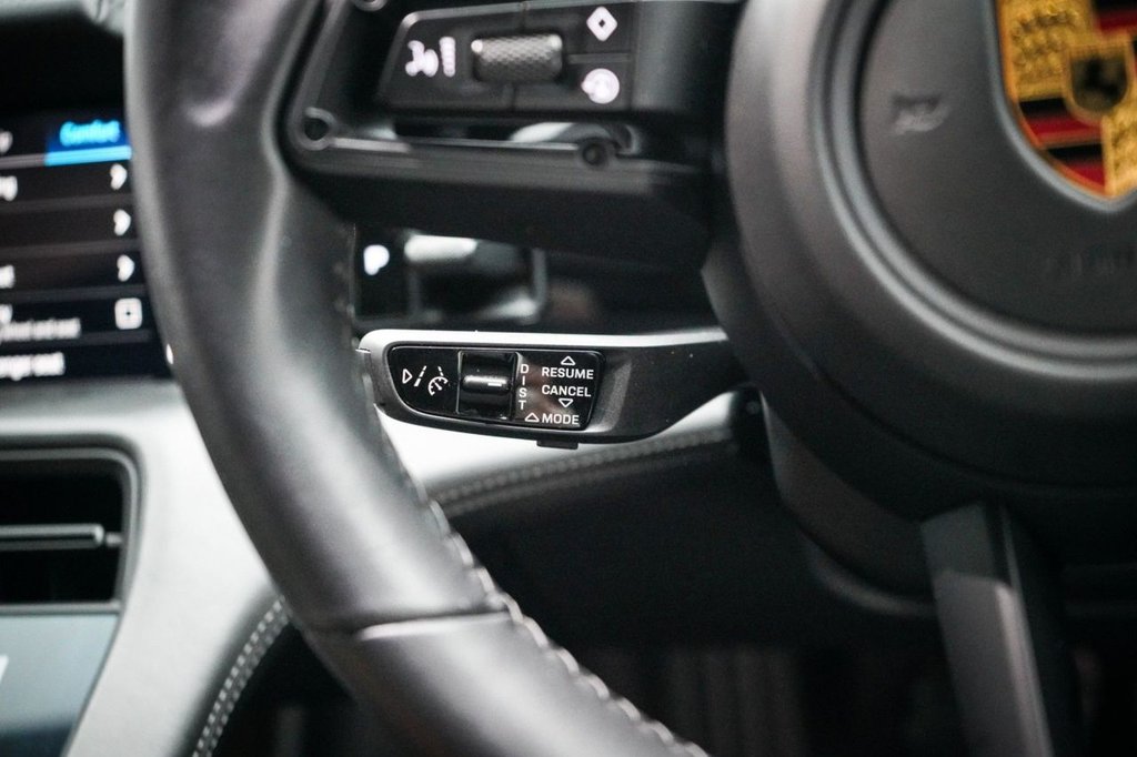 Used Porsche Taycan 2020 for sale - 77332897: Photo 44