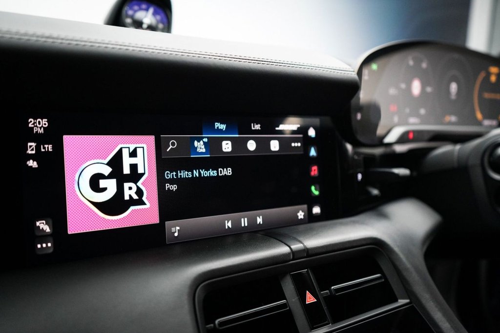 Used Porsche Taycan 2020 for sale - 77332897: Photo 49