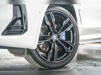 Used BMW X4 2023 for sale - 77765363: Photo