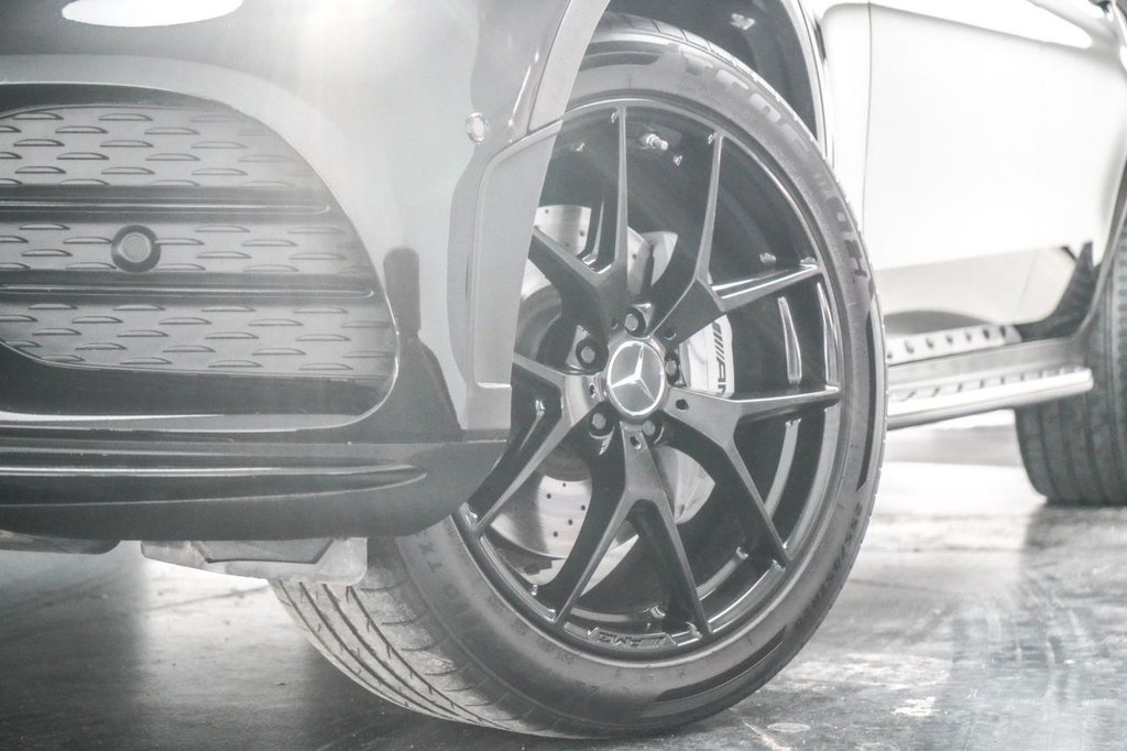 Used Mercedes-Benz GLC 2019 for sale - 76848343: Photo 2