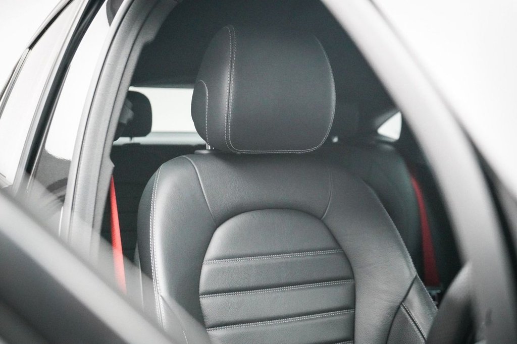 Used Mercedes-Benz GLC 2019 for sale - 76848343: Photo 29