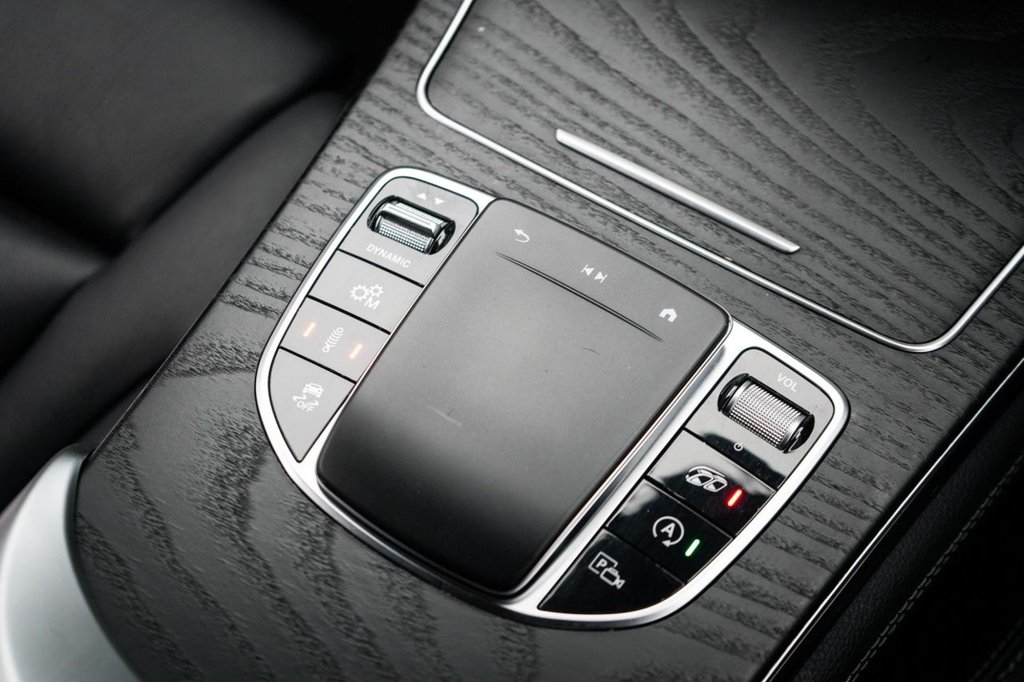 Used Mercedes-Benz GLC 2019 for sale - 76848343: Photo 37