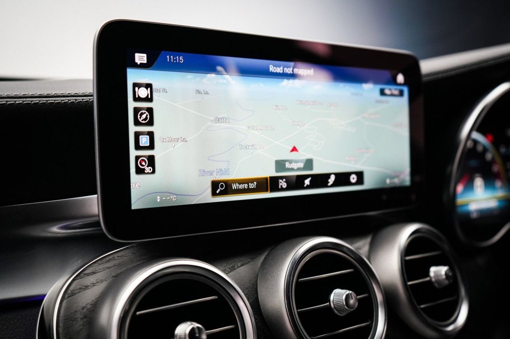 Used Mercedes-Benz GLC 2019 for sale - 76848343: Photo 44