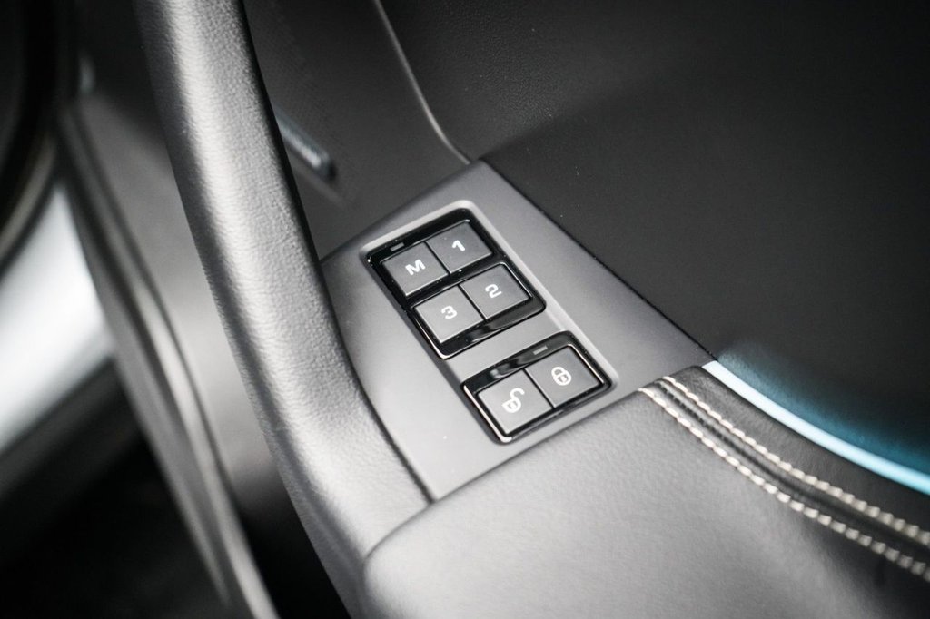 Used Jaguar F-Pace 2020 for sale - 76717207: Photo 36