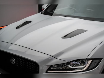 Used Jaguar F-Pace 2020 for sale - 76717207: Photo