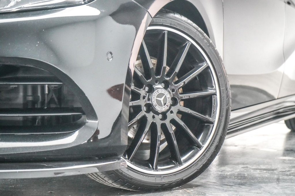 Used Mercedes-Benz A-Class 2017 for sale - 76574841: Photo 2