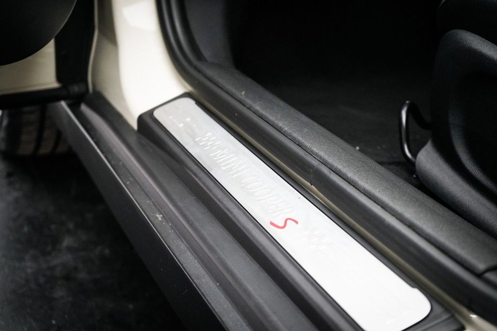 Used MINI Clubman 2017 for sale - 76717172: Photo 40