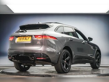 Used Jaguar F-Pace 2019 for sale - 78263135: Photo