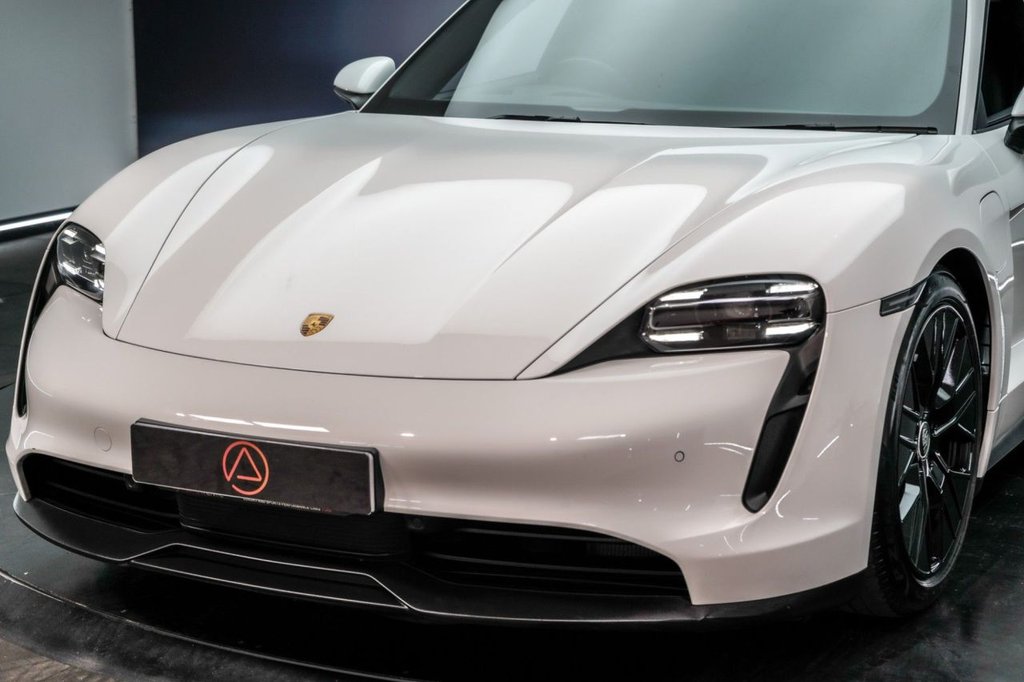 Used Porsche Taycan 2021 for sale - 76291075: Photo 18