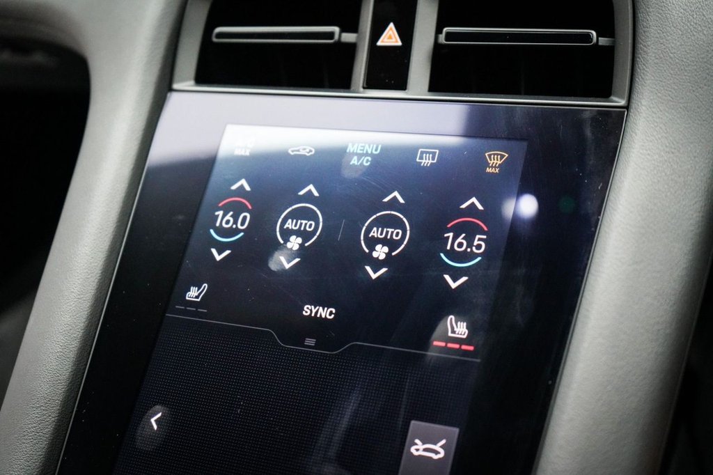 Used Porsche Taycan 2021 for sale - 76291075: Photo 35