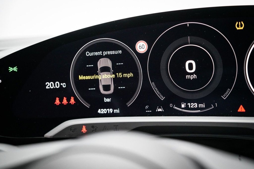 Used Porsche Taycan 2021 for sale - 76291075: Photo 40