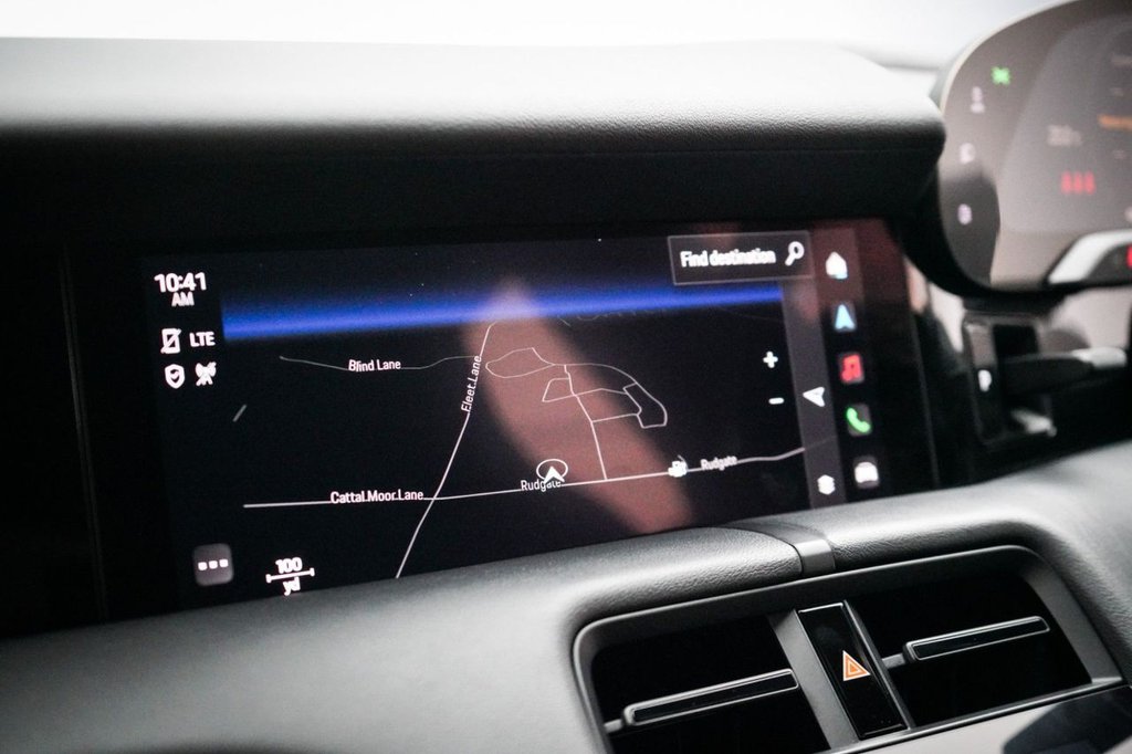 Used Porsche Taycan 2021 for sale - 76291075: Photo 41