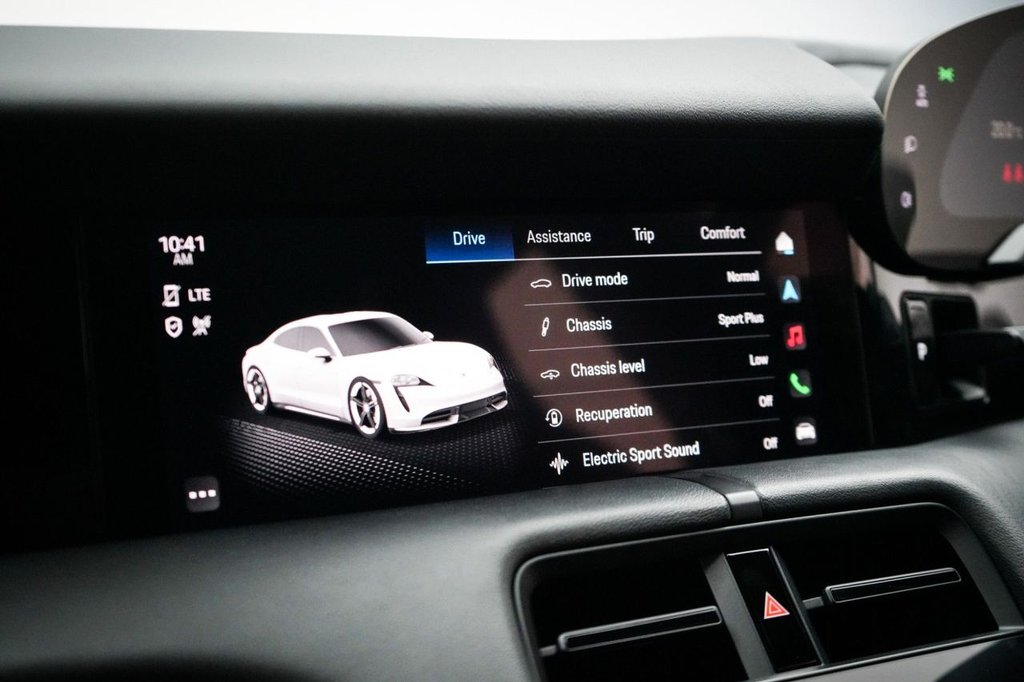 Used Porsche Taycan 2021 for sale - 76291075: Photo 44